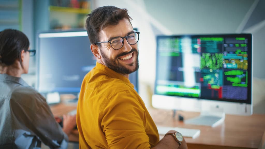 Male desktop image - 1640x924px